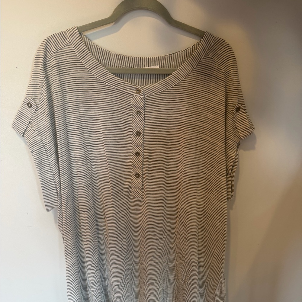 Striped Short-Sleeve Henley Top - Black & White